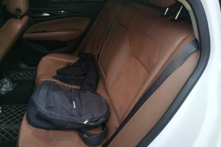 Used Buick Regal 2019 20T Elite Version China VI Standard Left Rear Seat