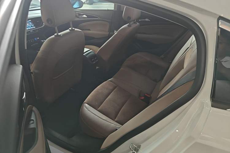 Used Buick Regal 2019 20T Elite Version China VI Standard Left Rear Seat