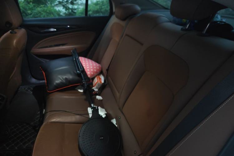 Used Buick Regal 2019 20T Elite Version China VI Standard Left Rear Seat