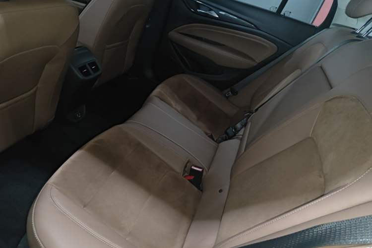 Used Buick Regal 2019 20T Elite Version China VI Standard Left Rear Seat