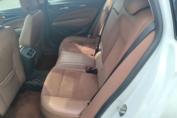Used Buick Regal 2019 Revised 20T Luxury Version China VI Standard Left Rear Seat