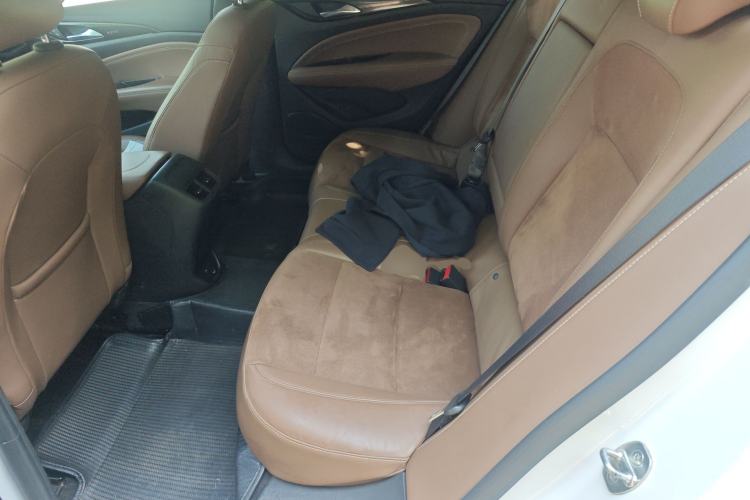 Used Buick Regal 2019 20T Luxury Model China V Standard Left Rear Seat