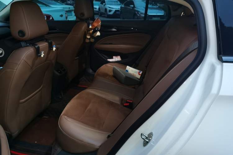 Used Buick Regal 2019 20T Elite Version China VI Standard Left Rear Seat