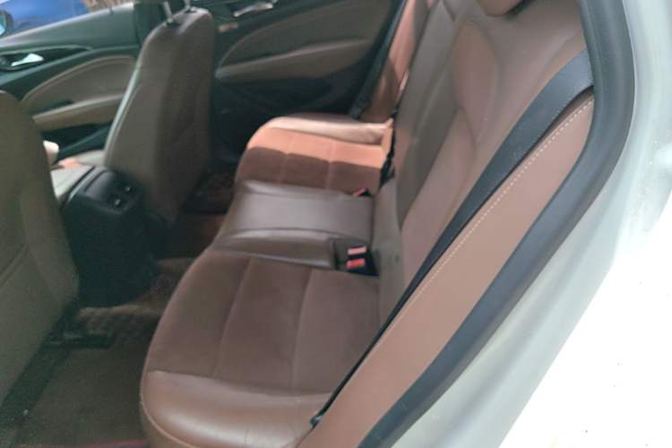 Used Buick Regal 2019 20T Elite Version China VI Standard Left Rear Seat