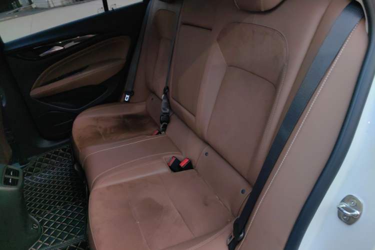 Used Buick Regal 2019 20T Elite Version China VI Standard Left Rear Seat