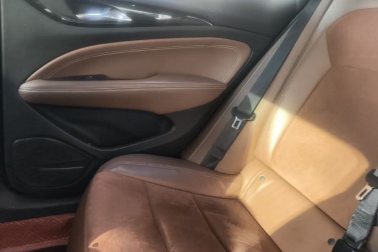 Used Buick Regal 2019 20T Elite Version China VI Standard Left Rear Seat
