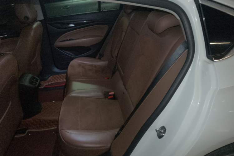 Used Buick Regal 2019 20T Elite Version China V Standard Left Rear Seat