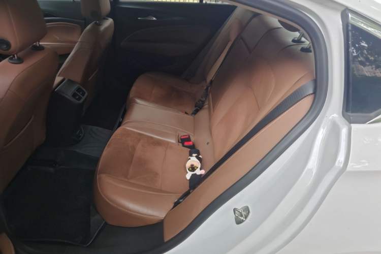 Used Buick Regal 2019 20T Elite Version China VI Standard Left Rear Seat