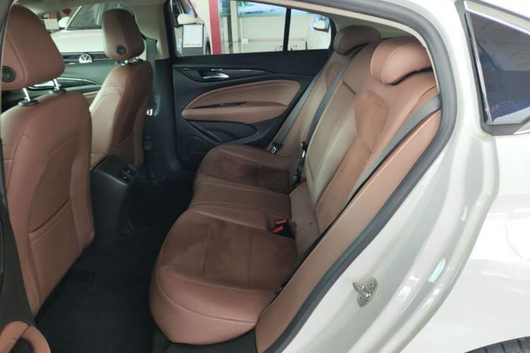Used Buick Regal 2019 20T Elite Version China VI Standard Left Rear Seat
