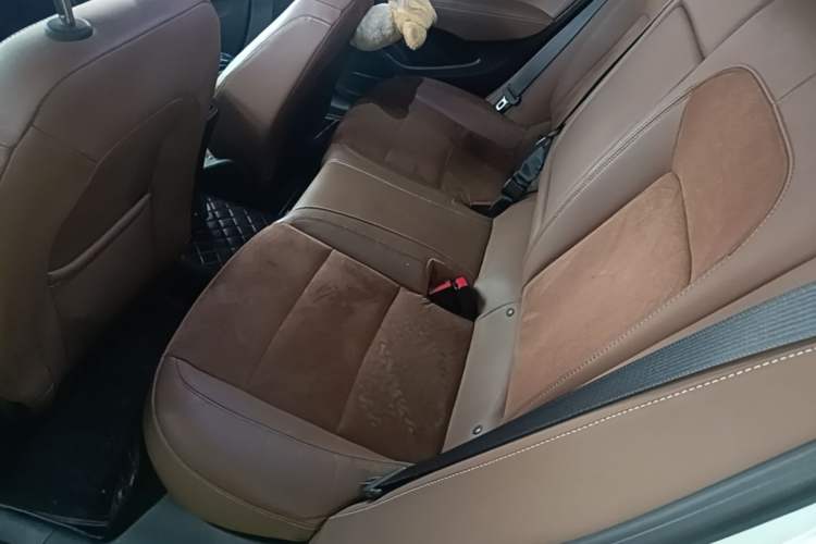 Used Buick Regal 2019 20T Elite Version China VI Standard Left Rear Seat