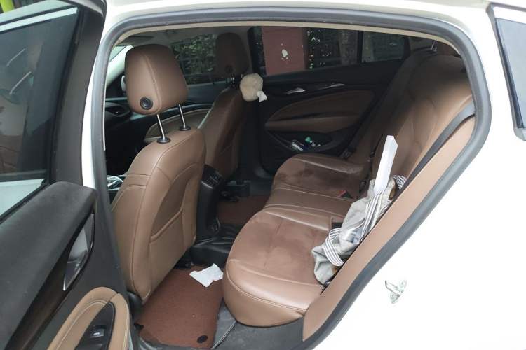 Used Buick Regal 2019 20T Elite Version China VI Standard Left Rear Seat