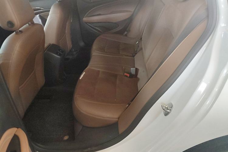 Used Buick Regal 2019 20T Elite Version China VI Standard Left Rear Seat
