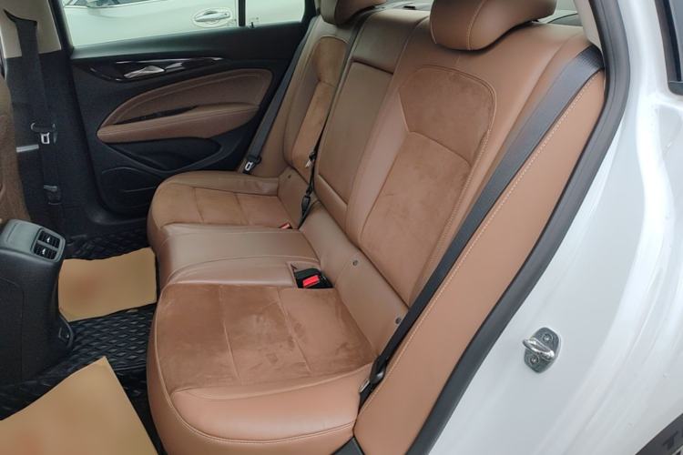 Used Buick Regal 2019 20T Elite Version China VI Standard Left Rear Seat