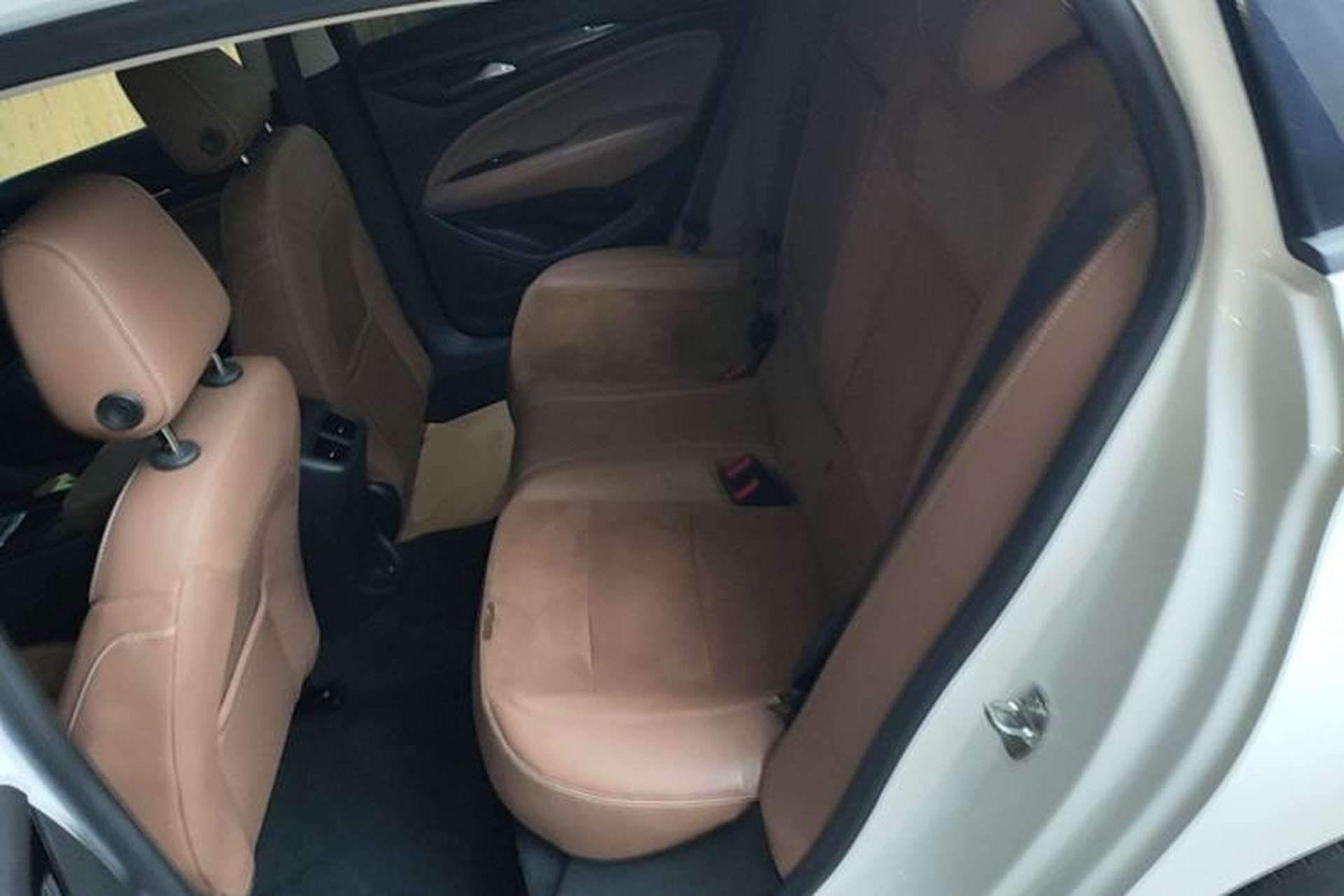 Used Buick Regal 2019 20T Elite Version China VI Standard Left Rear Seat