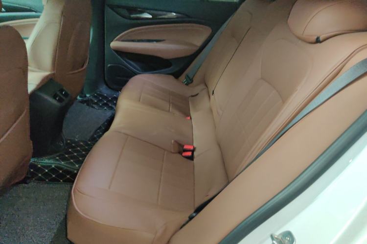 Used Buick Regal 2019 20T Elite Version China VI Standard Left Rear Seat