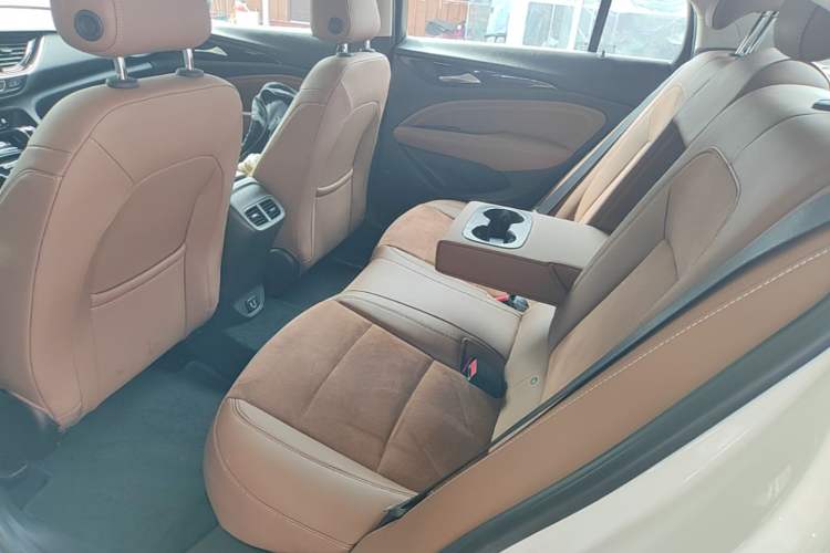 Used Buick Regal 2019 20T Elite Version China VI Standard Left Rear Seat
