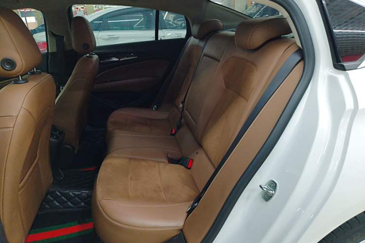 Used Buick Regal 2019 20T Elite Version China VI Standard Left Rear Seat
