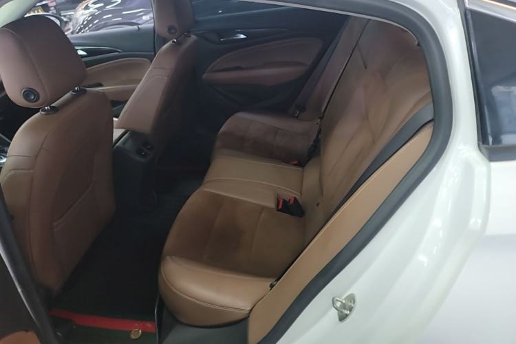 Used Buick Regal 2019 20T Elite Version China VI Standard Left Rear Seat