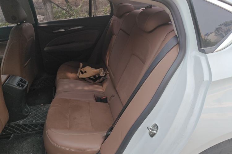 Used Buick Regal 2019 20T Elite Version China VI Standard Left Rear Seat