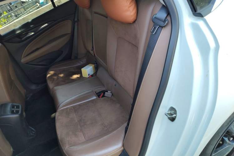 Used Buick Regal 2019 20T Elite Version China VI Standard Left Rear Seat