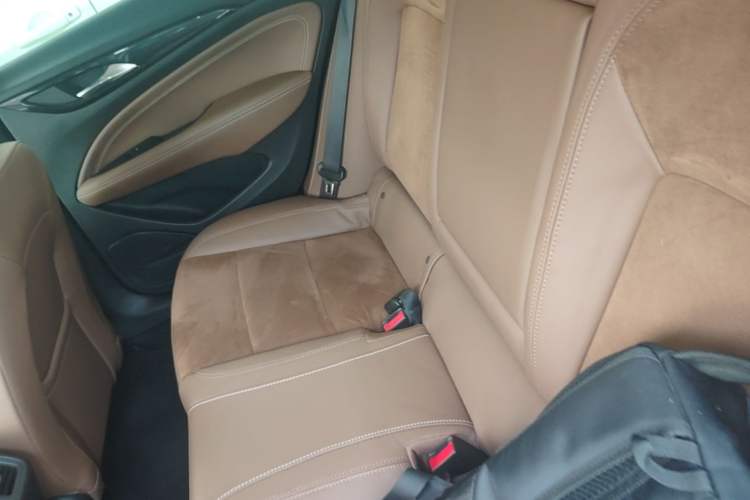 Used Buick Regal 2019 20T Elite Version China VI Standard Left Rear Seat