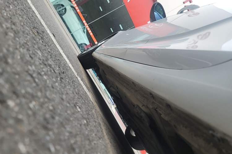 Used Buick Regal 2019 20T Elite Version China VI Standard Left Side Sill