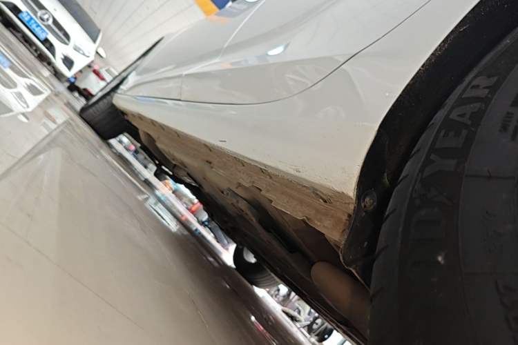 Used Buick Regal 2019 20T Elite Version China VI Standard Left Side Sill