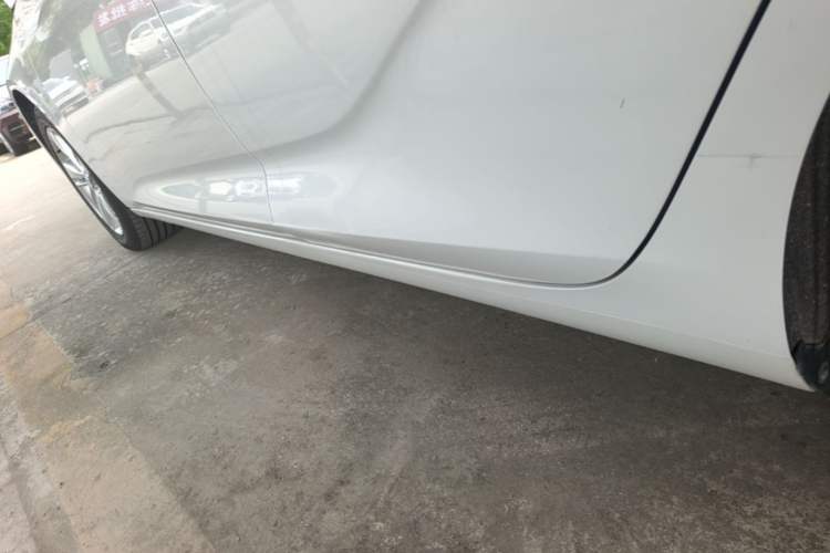 Used Buick Regal 2019 20T Elite Version China VI Standard Left Side Sill