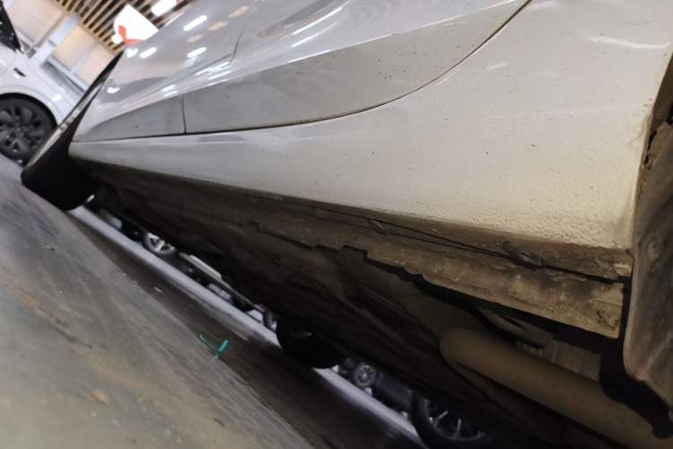 Used Buick Regal 2019 20T Elite Version China VI Standard Left Side Sill