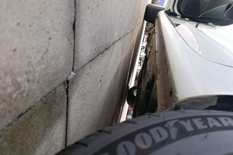 Used Buick Regal 2019 20T Elite Version China VI Standard Left Side Sill