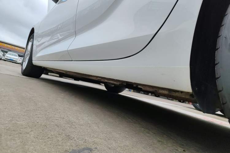 Used Buick Regal 2019 20T Elite Version China VI Standard Left Side Sill