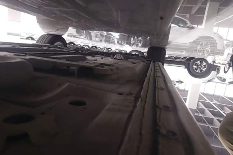 Used Buick Regal 2019 20T Elite Version China VI Standard Left Side Sill