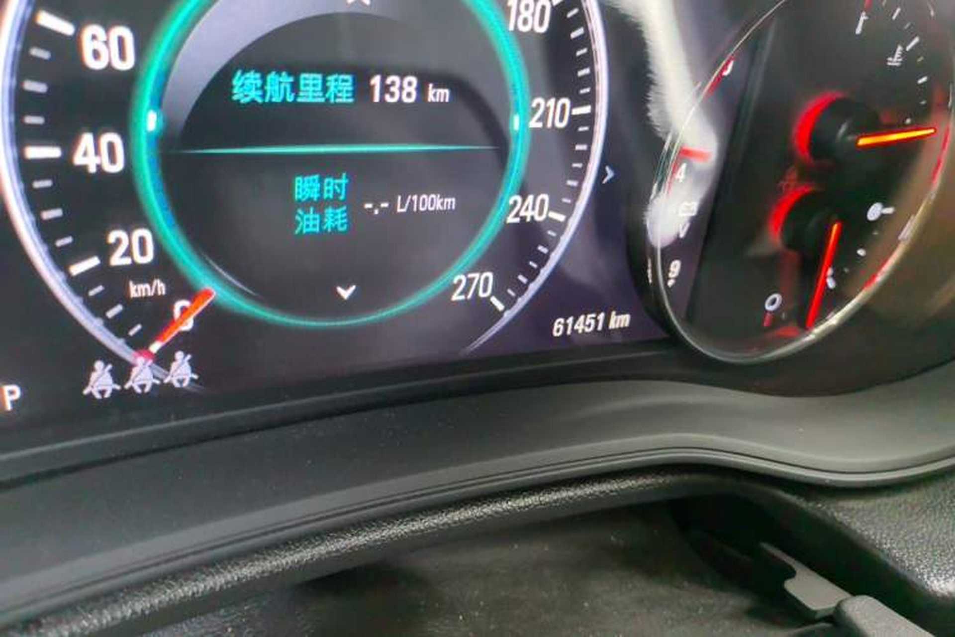 Used Buick Regal 2019 28T Luxury Edition China VI Odometer Close Up