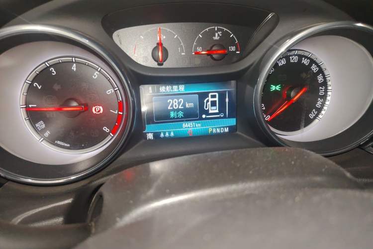 Used Buick Regal 2019 20T Elite Version China VI Standard Odometer Close Up