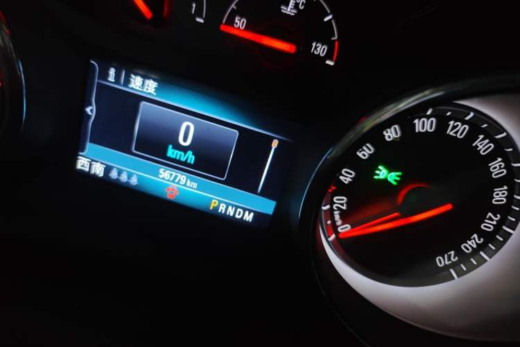 Used Buick Regal 2019 20T Elite Version China VI Standard Odometer Close Up