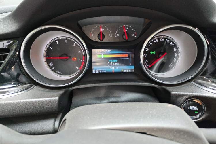 Used Buick Regal 2019 20T Elite Version China VI Standard Odometer Close Up