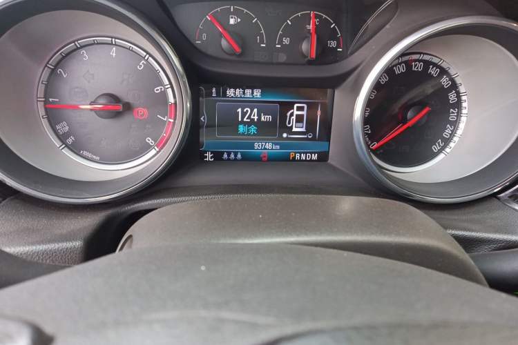 Used Buick Regal 2019 20T Elite Version China V Standard Odometer Close Up
