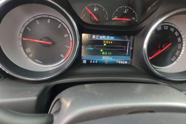 Used Buick Regal 2019 20T Elite Version China VI Standard Odometer Close Up