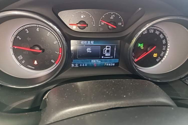 Used Buick Regal 2019 20T Elite Version China VI Standard Odometer Close Up