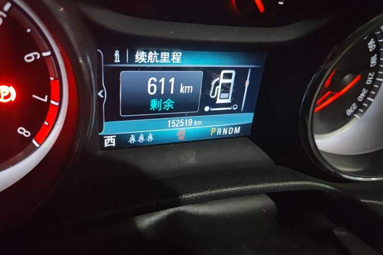 Used Buick Regal 2019 20T Elite Version China VI Standard Odometer Close Up
