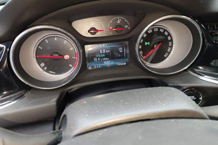 Used Buick Regal 2019 20T Elite Version China VI Standard Odometer Close Up