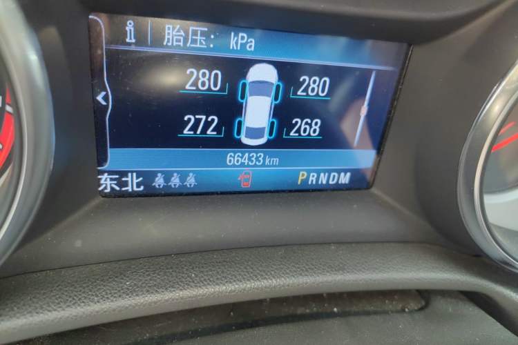Used Buick Regal 2019 20T Elite Version China VI Standard Odometer Close Up