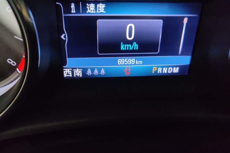 Used Buick Regal 2019 20T Elite Version China VI Standard Odometer Close Up