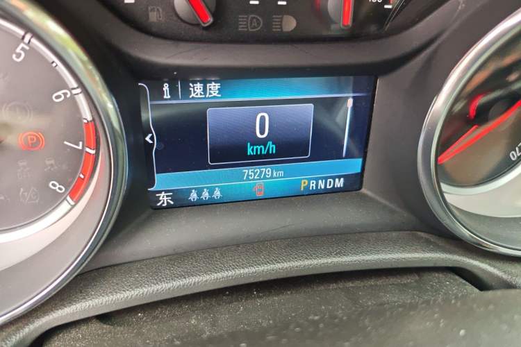 Used Buick Regal 2019 20T Elite Version China VI Standard Odometer Close Up