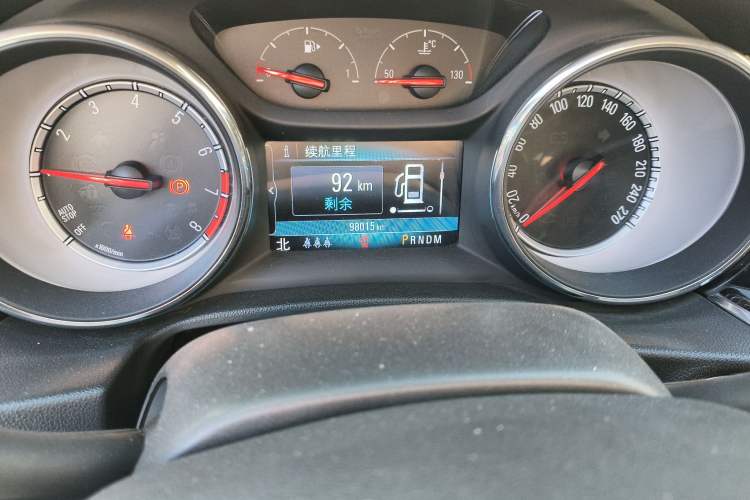 Used Buick Regal 2019 20T Elite Version China VI Standard Odometer Close Up