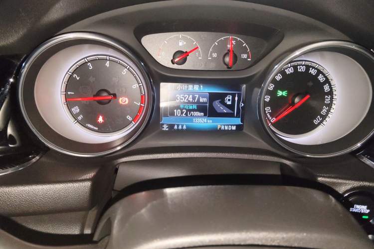 Used Buick Regal 2019 20T Elite Version China VI Standard Odometer Close Up