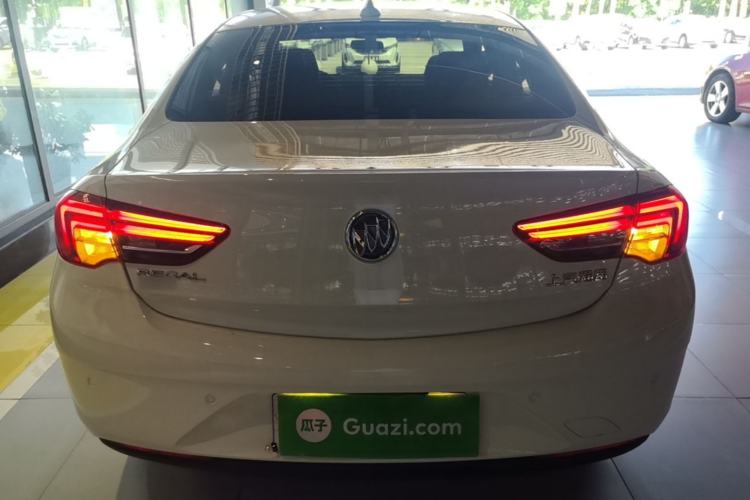 Used Buick Regal 2019 20T Elite Version China VI Standard Rear