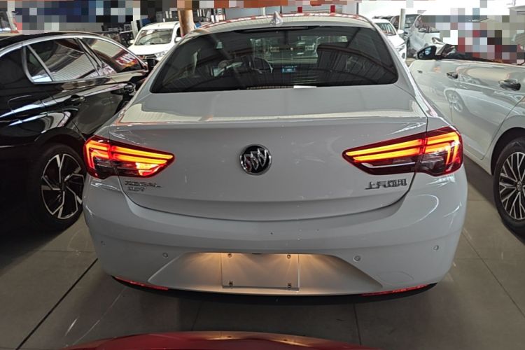 Used Buick Regal 2019 20T Elite Version China VI Standard Rear