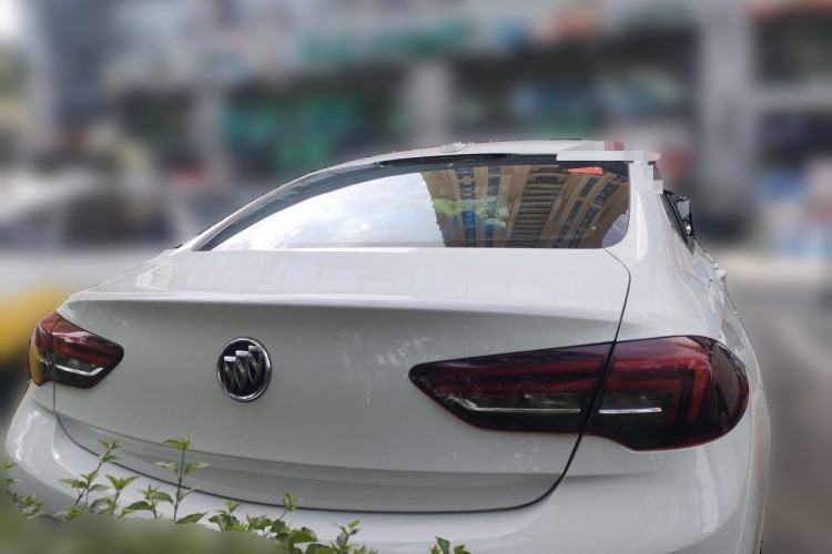 Used Buick Regal 2019 20T Elite Version China VI Standard Rear