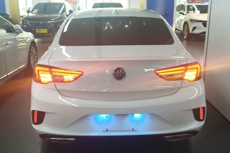 Used Buick Regal 2019 20T Elite Version China VI Standard Rear